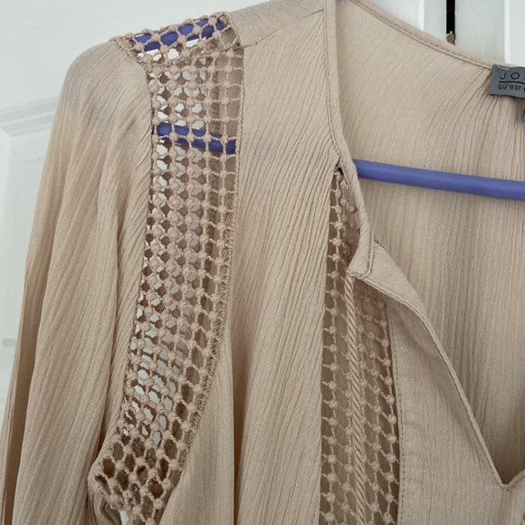 Joseph A Blouse - Picture 5 of 10